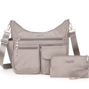 Brand new Baggalini Modern Everywhere Bag in Moonrock